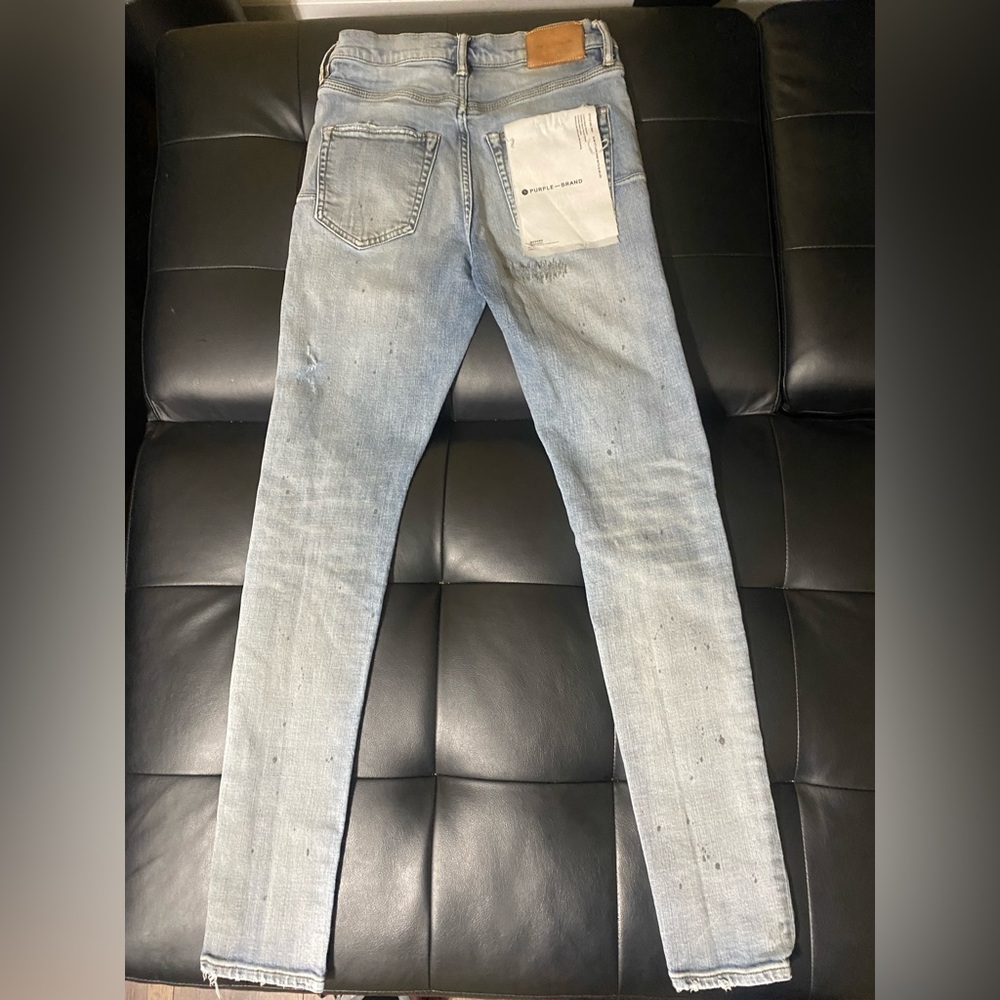 Stylish Men's Skinny Jeans in Light Blue Denim